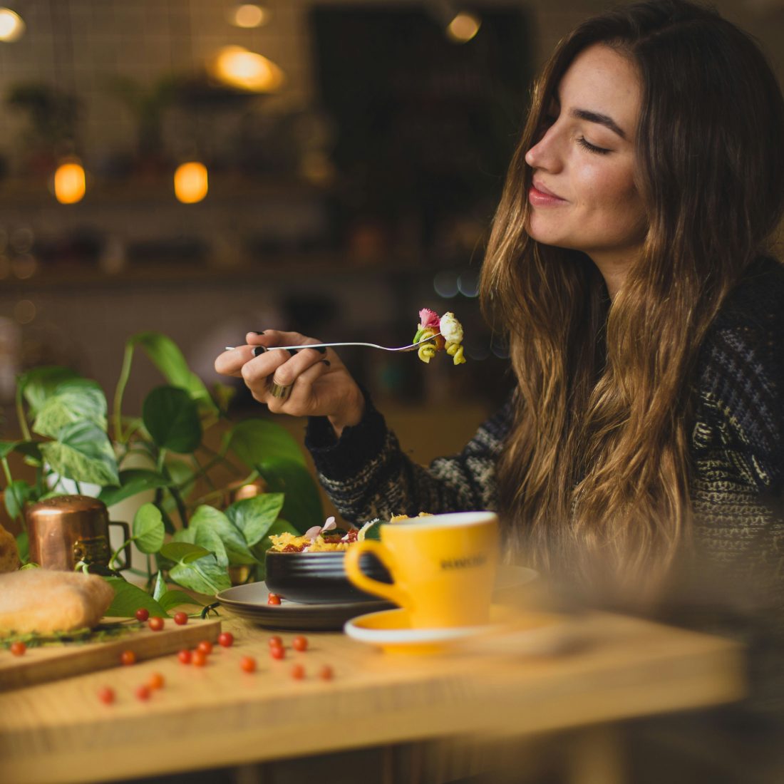 How to have a healthier relationship with food in 2025