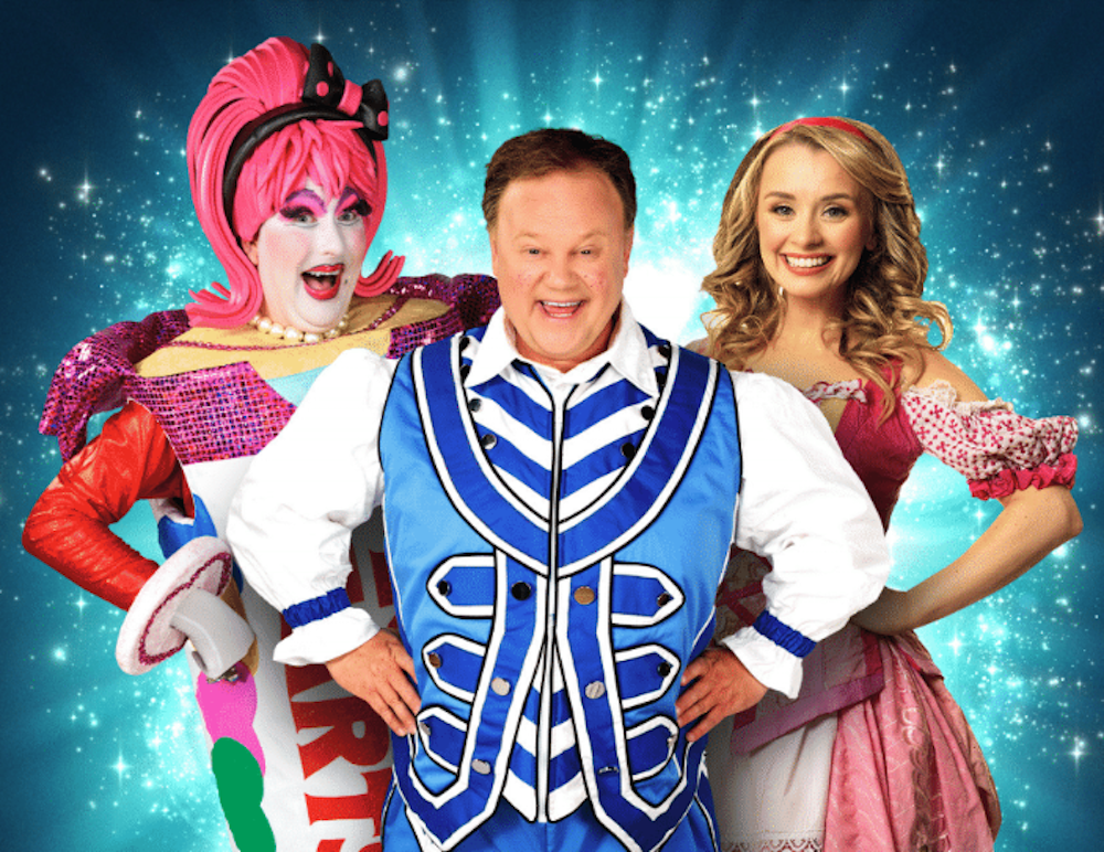 Win a family ticket to see Cinderella at The Hexagon, Reading