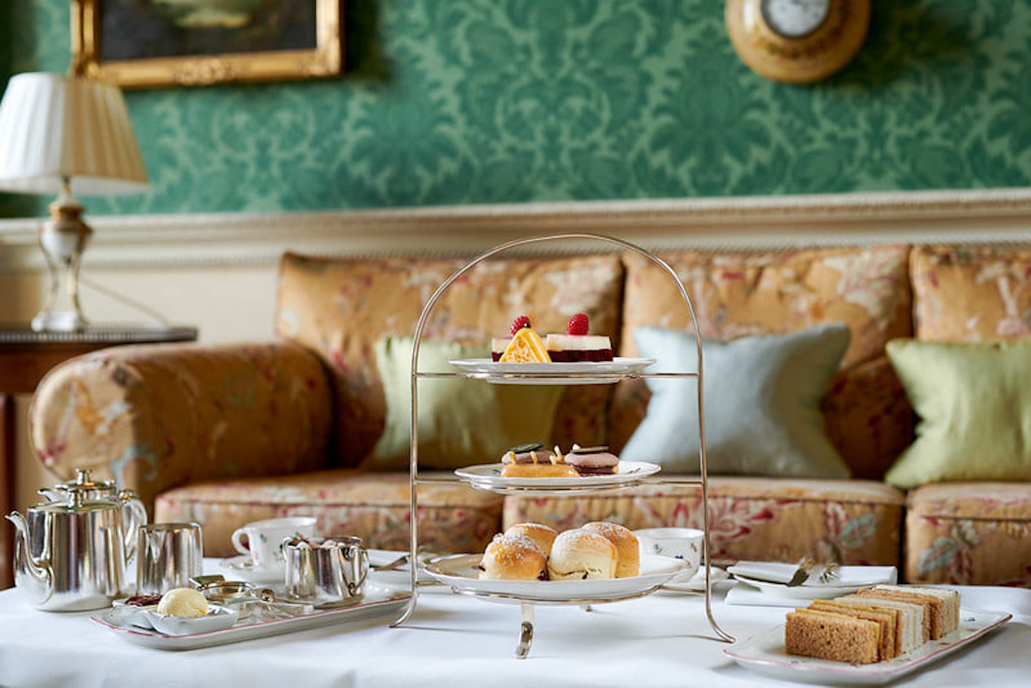 19 of the best afternoon teas in Berkshire – Muddy Stilettos