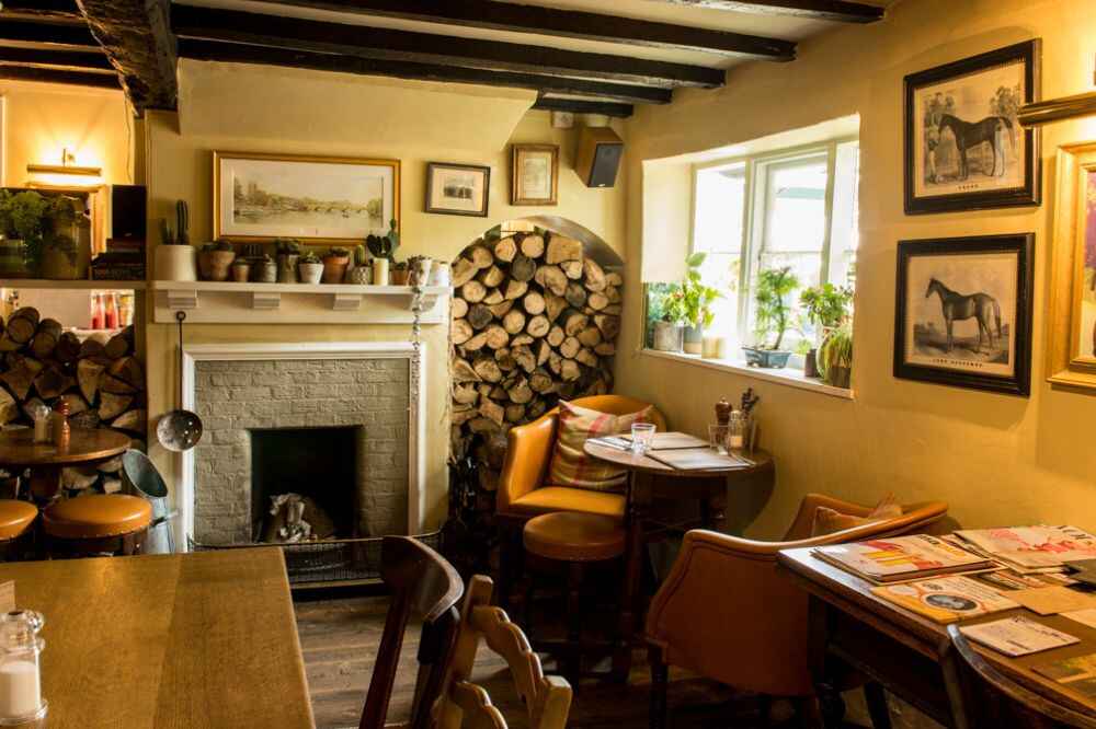 Review The Cherry Tree Inn Stoke Row Bucks Oxon Muddy