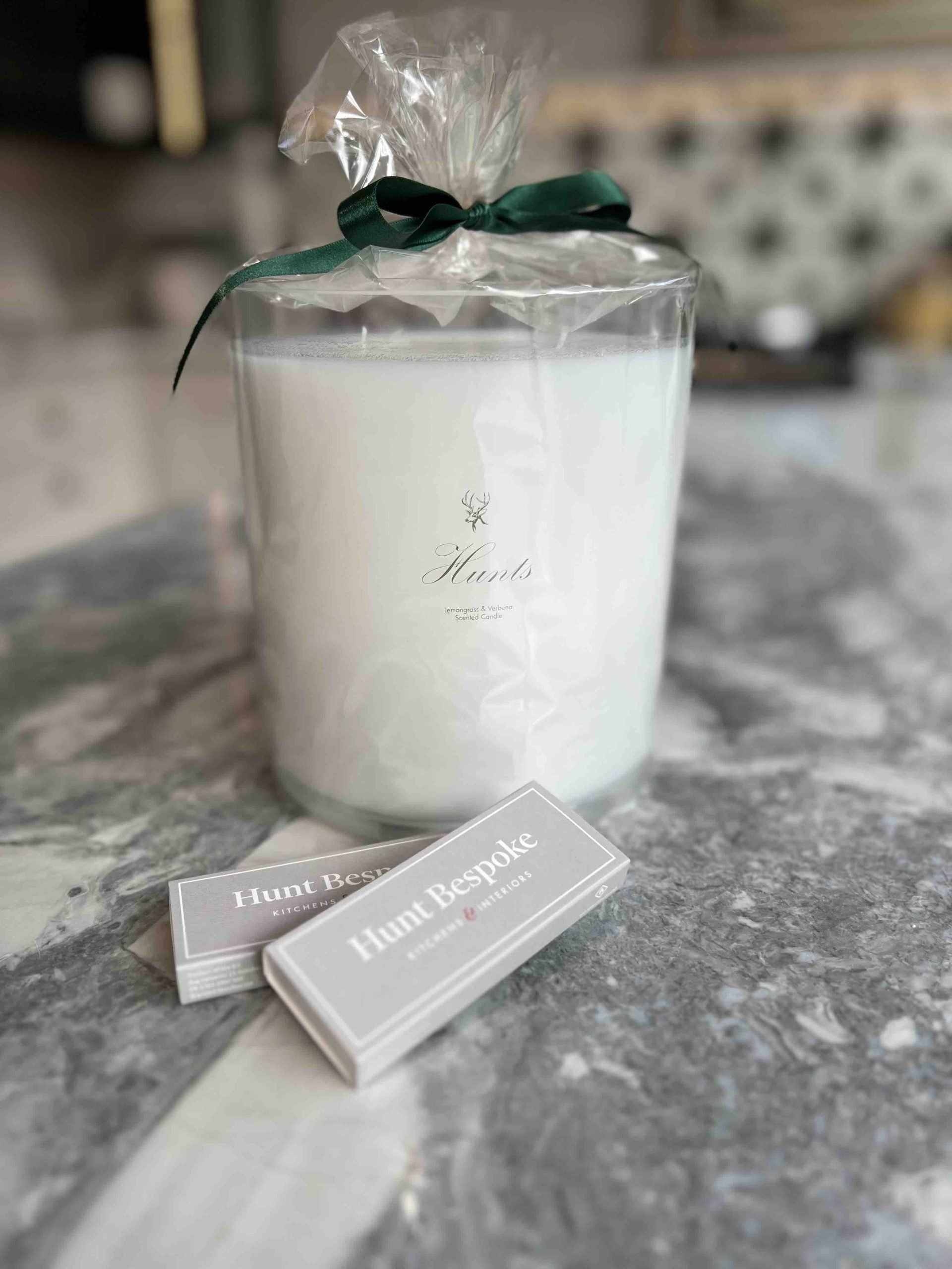 Hunt bespoke 2kg scented candle