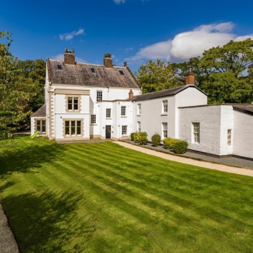 Property lust! 5 houses we love on the local market right now