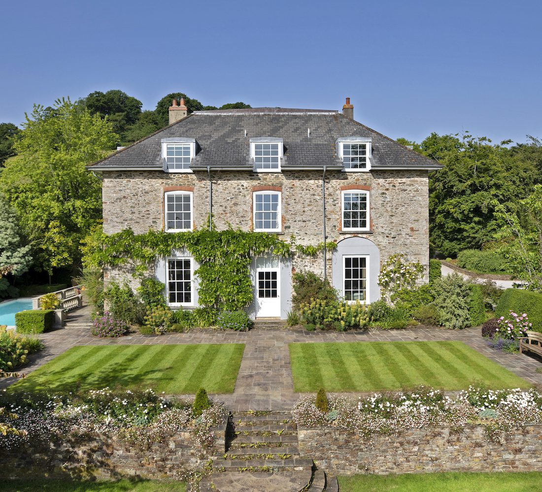 Stacks Property Finders: Specialising in the South Hams (waterfront and rural) and Dartmoor