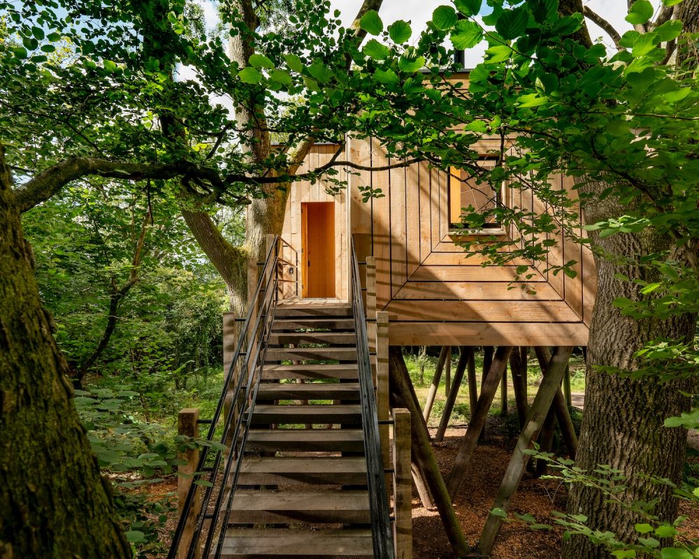 Mallinson's Woodland Retreat treehouse dorset somerset