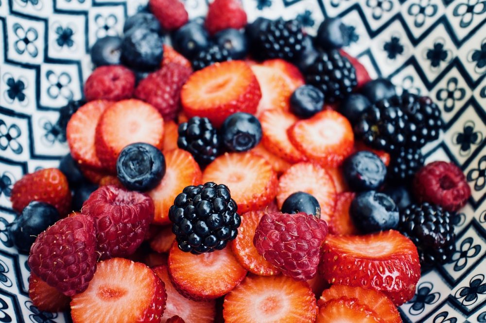 Berries healthy eating gut health wellbeing diet