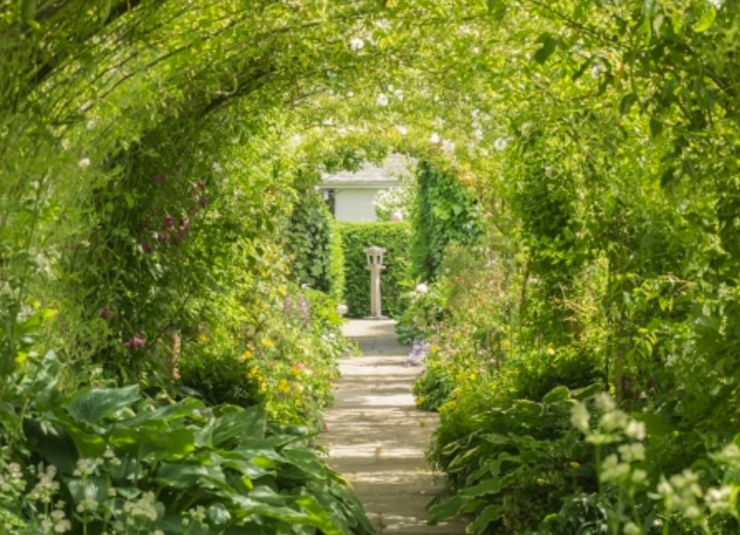 6-secret-gardens-to-visit-around-hampshire-hampshire-isle-of-wight