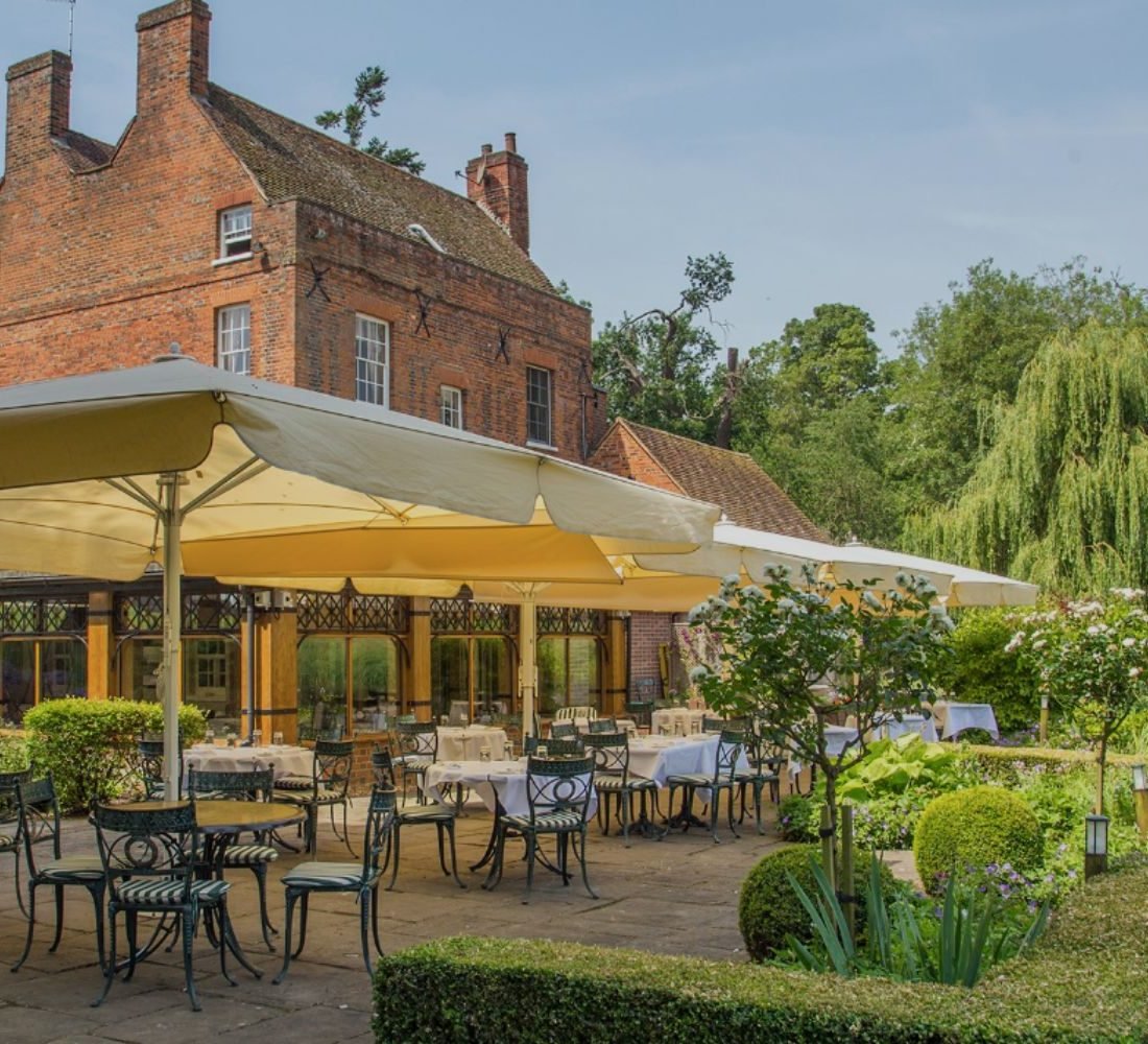 Review: Auberge du Lac, Welwyn