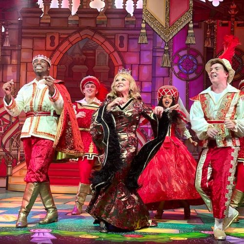 Review: Snow White and the Seven Dwarfs at the Royal and Derngate, Northampton
