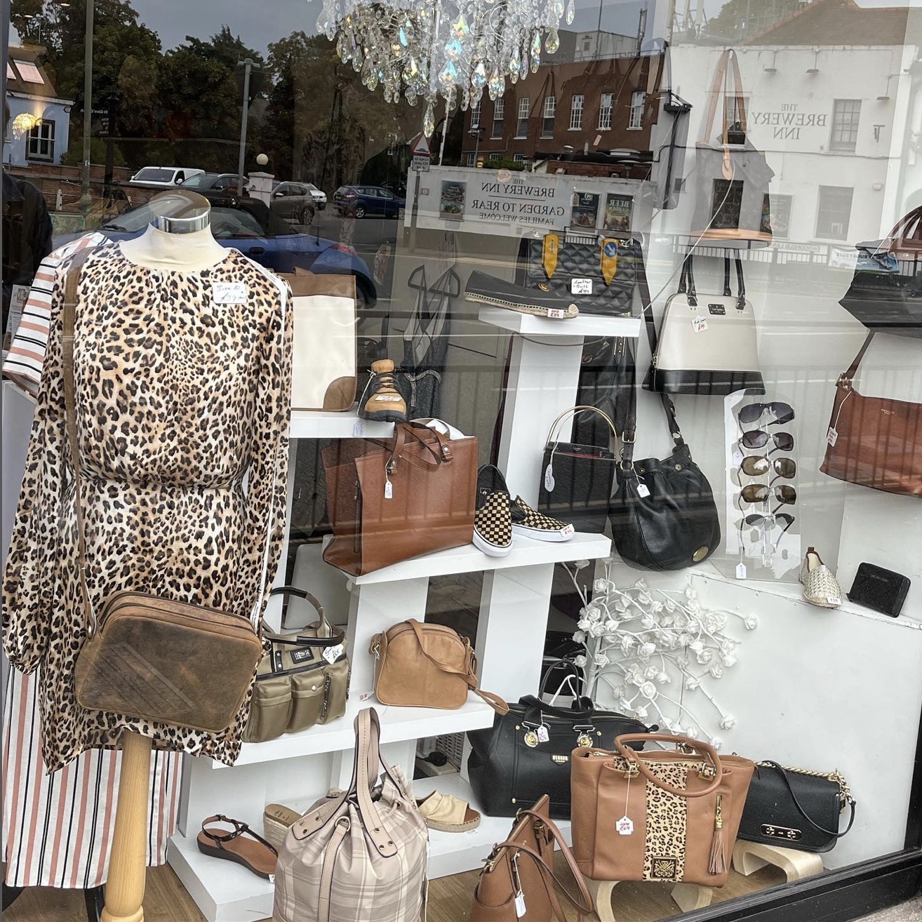 Fusspotts - Second Hand Designer Clothes Dress Agency in Oxted, Surrey  (Copy)