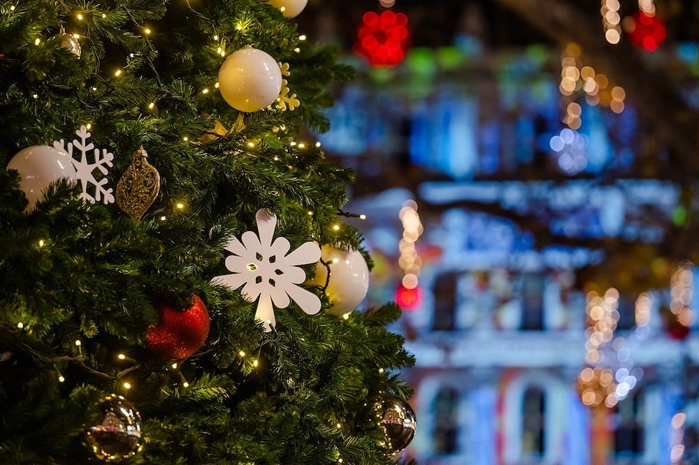 Dorking Halls Christmas Light Switch On Event to Light up the Town