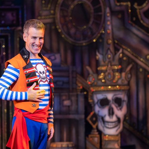 Review: Peter Pan at the New Victoria Theatre, Woking
