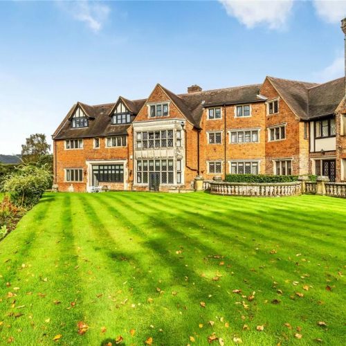 Property flirt! Luxury apartment living in Oxted