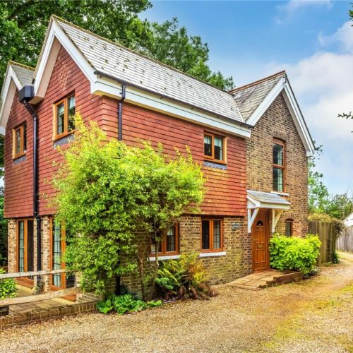 Property flirt: Sneak a peek at this cottage in Lingfield