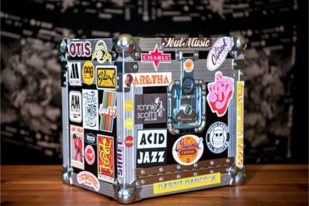 Gotta have it: Record box cocktail cabinet