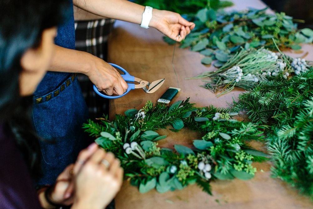 Wreath making workshops in Wiltshire