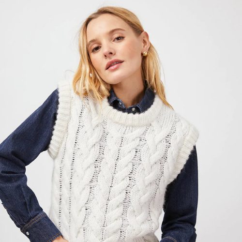 Très chic! 14 stylish sweater vests to add to your spring wardrobe