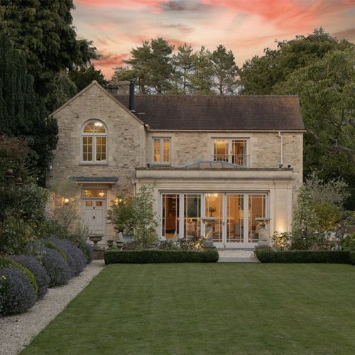 Home swap! 9 to rental picks for a dreamy Cotswold stay