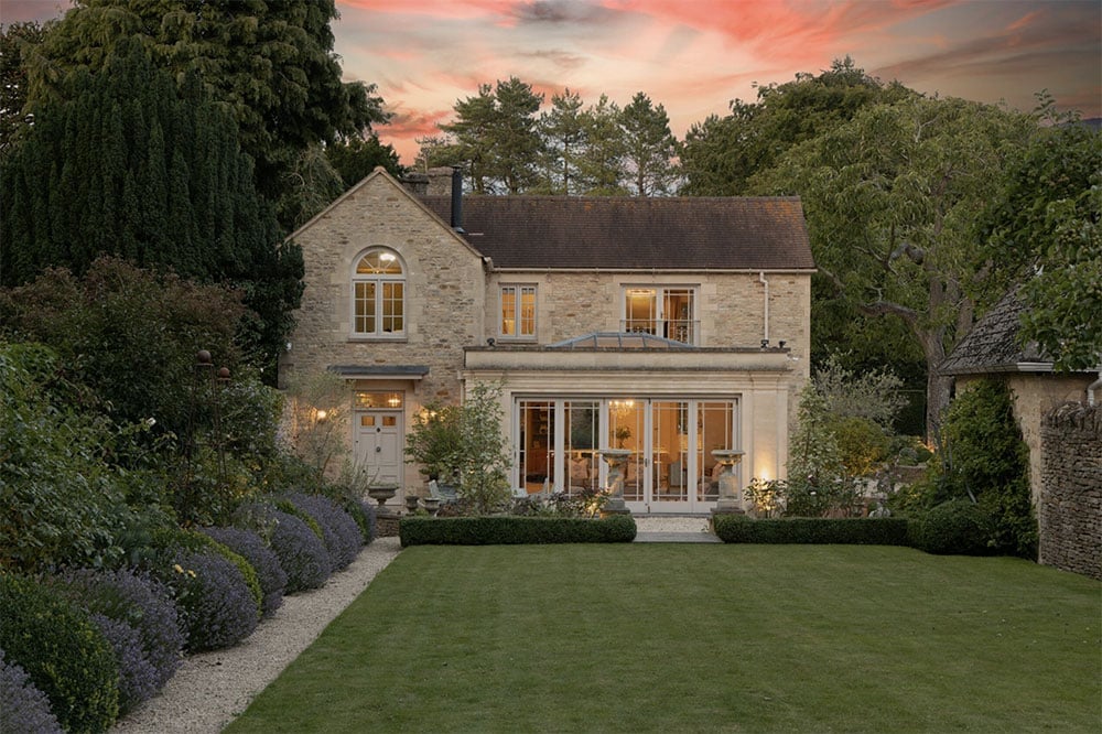 Home swap! 9 to rental picks for a dreamy Cotswold stay